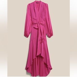 Ruffle wrap dress long sleeved magenta